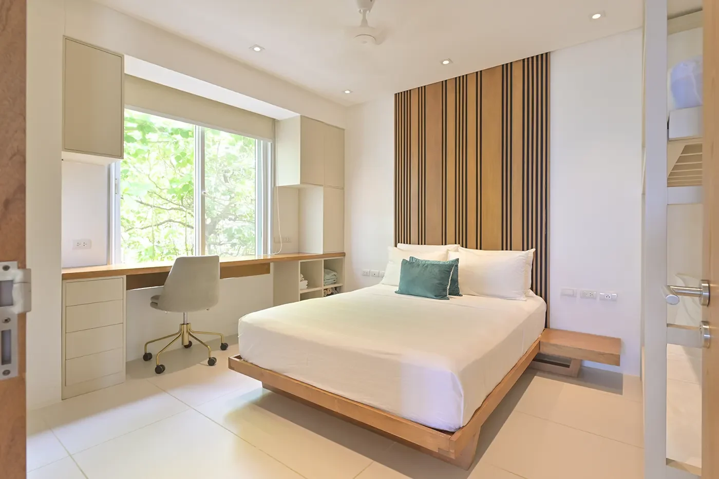 3 Bedroom Penthouse Panoramic Paradise