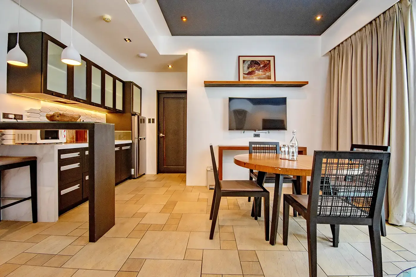 Beachfront Suite