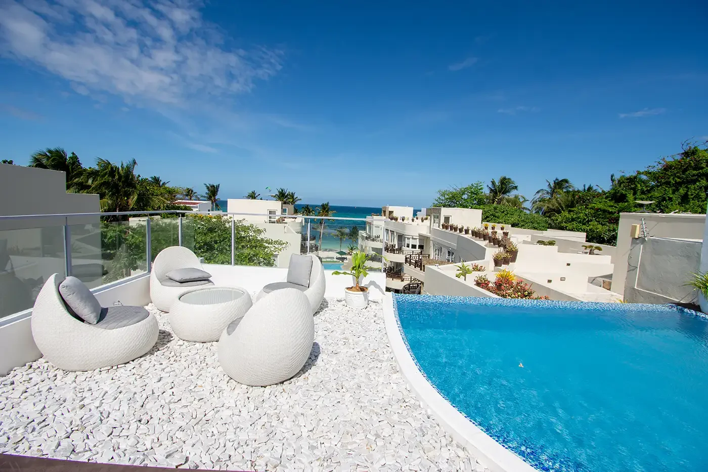 2 Bedroom Sky Suite with Private Pool