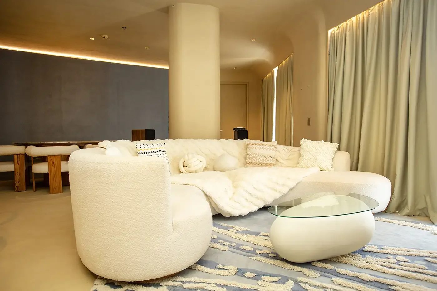 2 Bedroom Penthouse - The Bulabog Suite