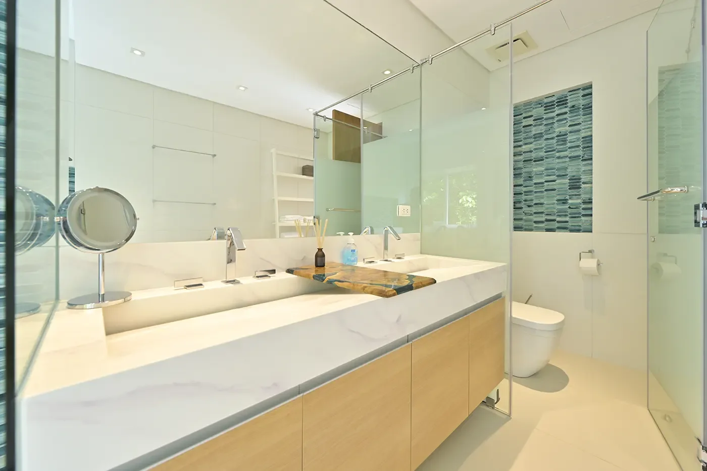 3 Bedroom Penthouse Panoramic Paradise