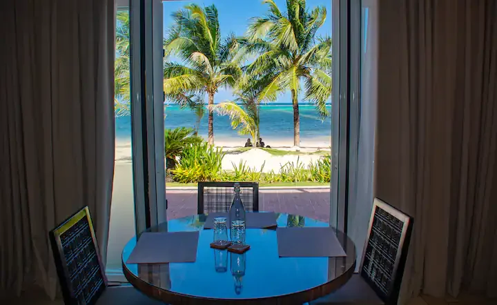 Beachfront Suite