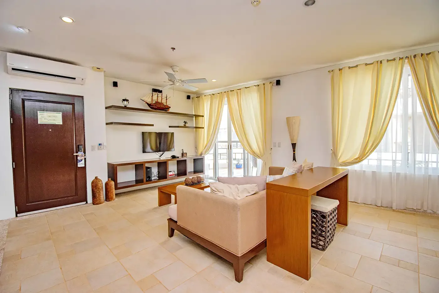1 Bedroom Premier Suite - Jacuzzi