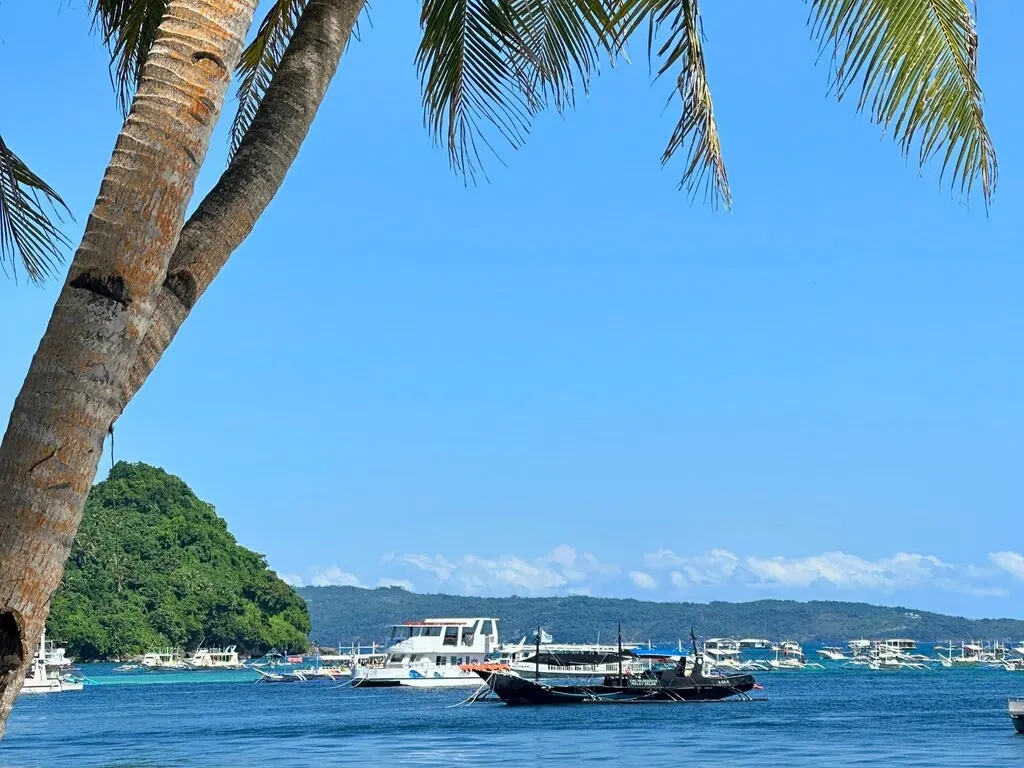 Niu Ohana East Bay, Boracay — Photo 4