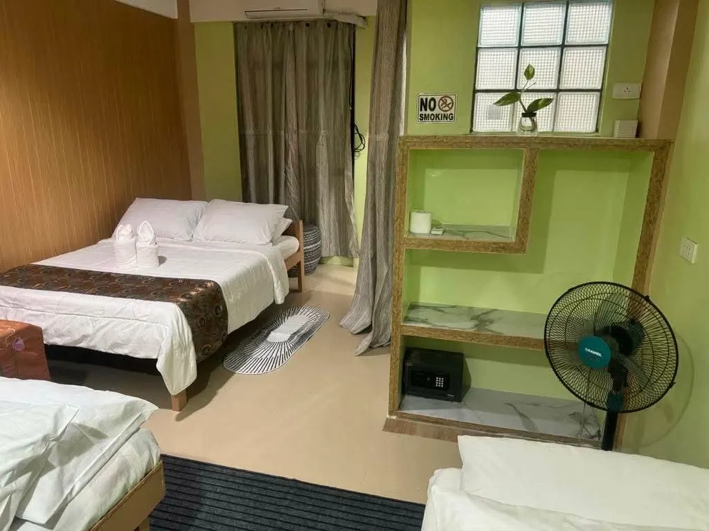 Classic Quadruple Room at Niu Ohana East Bay, Boracay