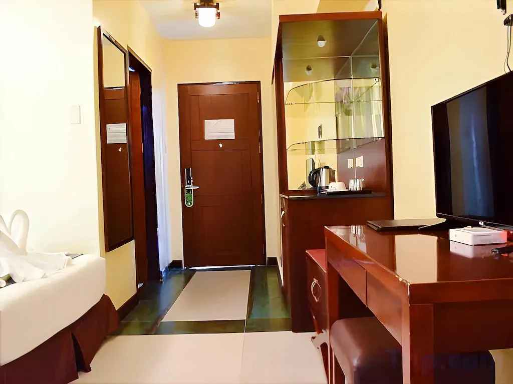 Deluxe Room Twin at Golden Phoenix Hotel Boracay, Boracay
