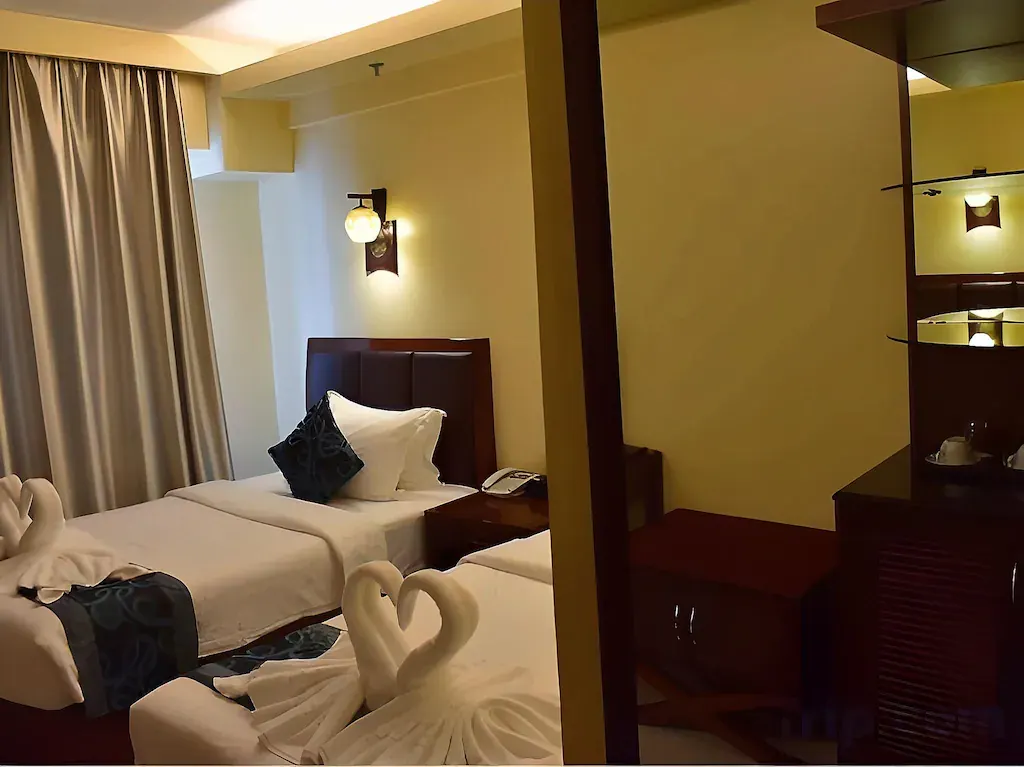 Deluxe Room Twin at Golden Phoenix Hotel Boracay, Boracay