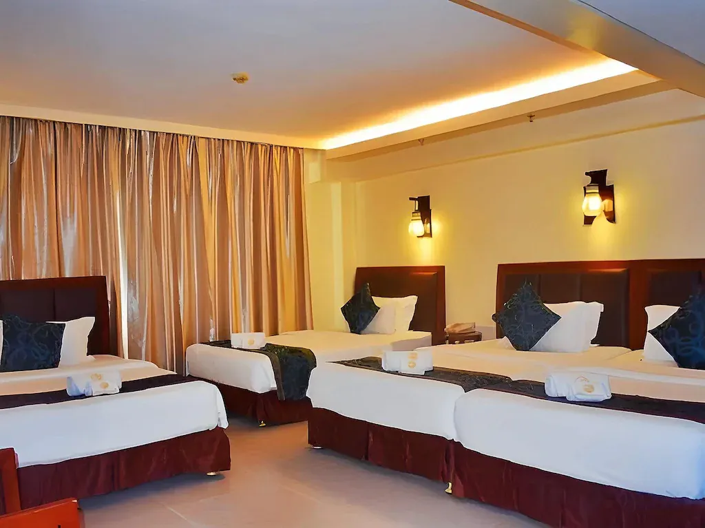 Quadruple Family Room at Golden Phoenix Hotel Boracay, Boracay