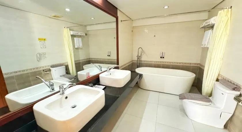 Suite Room at Golden Phoenix Hotel Boracay, Boracay