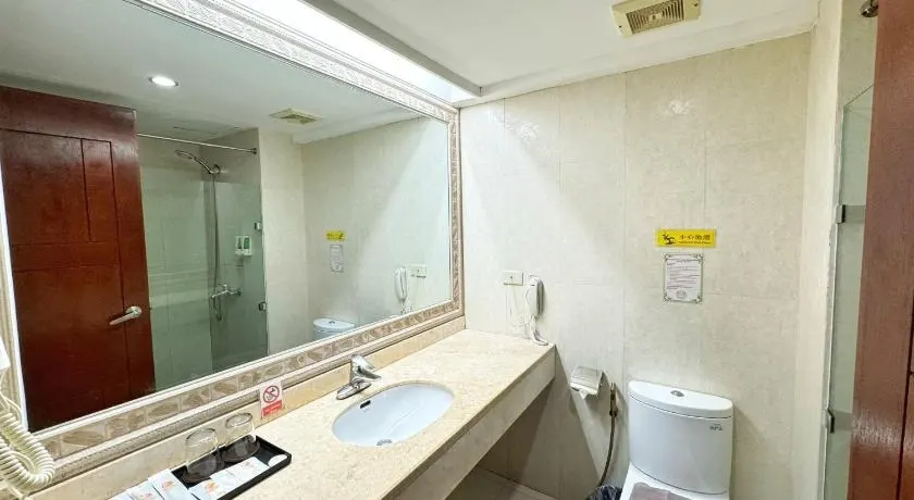 Deluxe Room Queen at Golden Phoenix Hotel Boracay, Boracay