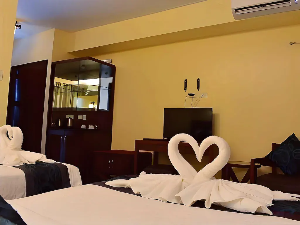 Deluxe Room Twin at Golden Phoenix Hotel Boracay, Boracay