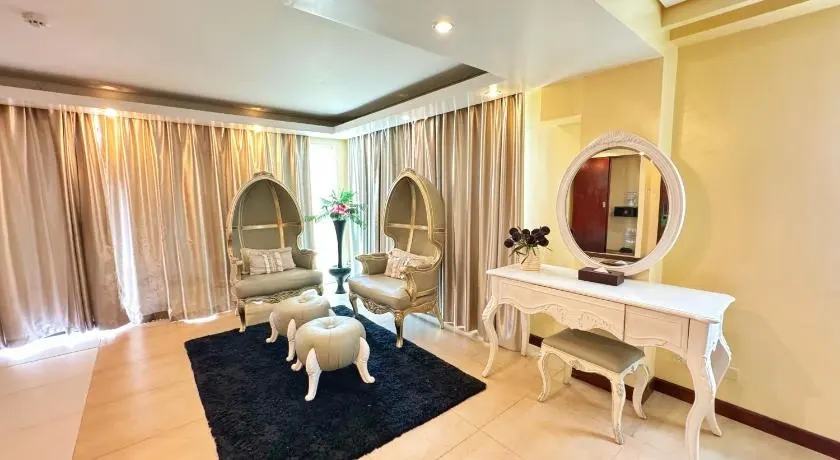 Suite Room at Golden Phoenix Hotel Boracay, Boracay