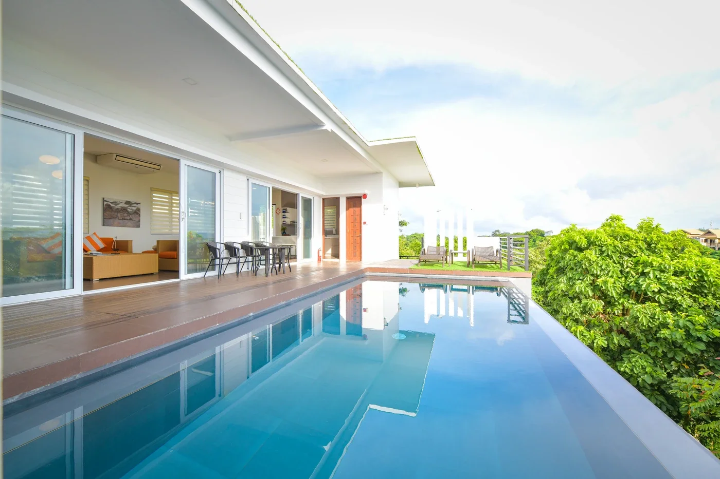 Villa Hakbang