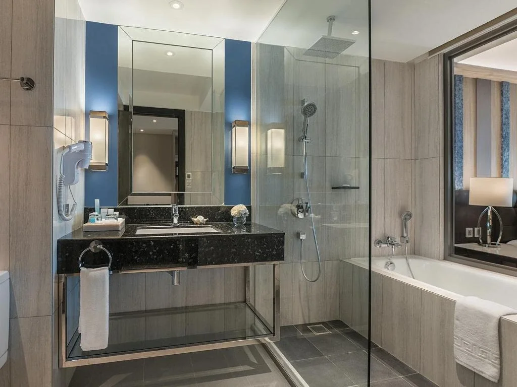 Premier Room