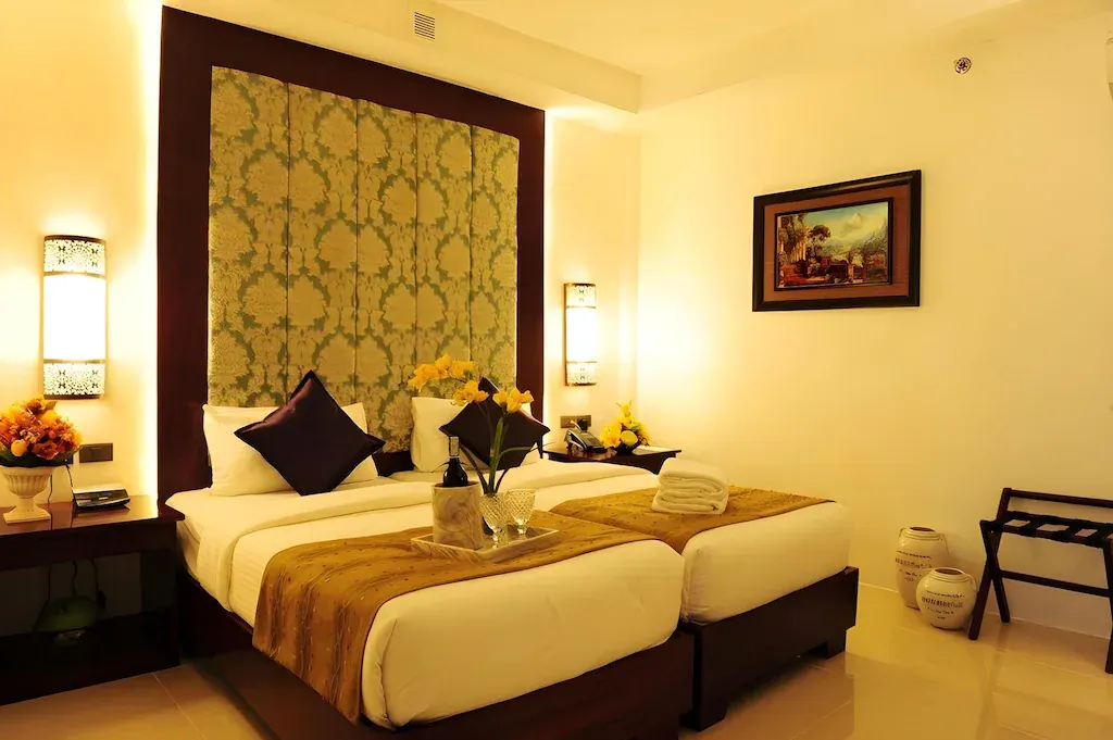 Standard Twin at Boracay Summer Palace Resort, Boracay