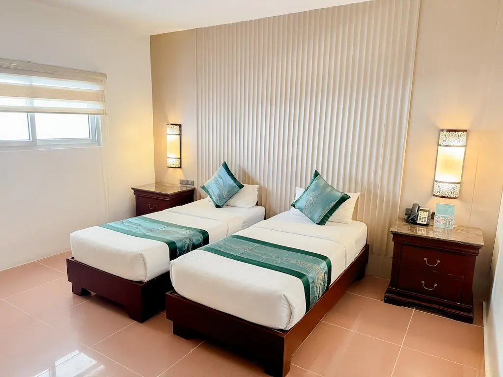 Standard Twin at Boracay Summer Palace Resort, Boracay