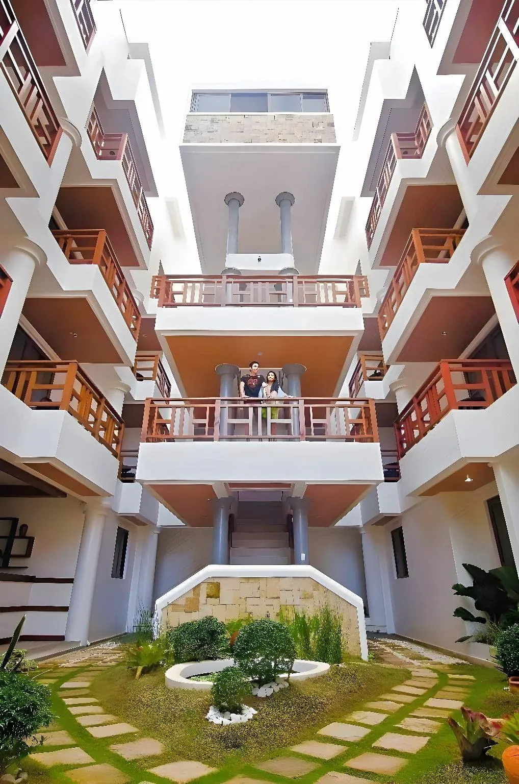 Giulius Boracay Italian Resort, Balabag, Boracay — Photo 2