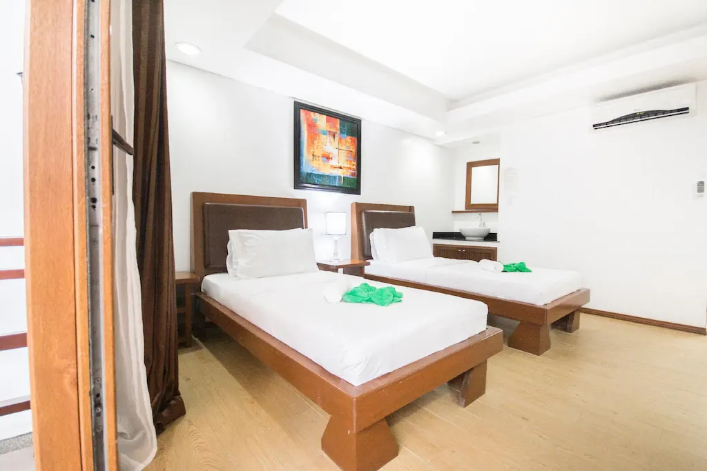 Premier Deluxe Twin at Giulius Boracay Italian Resort, Balabag, Boracay