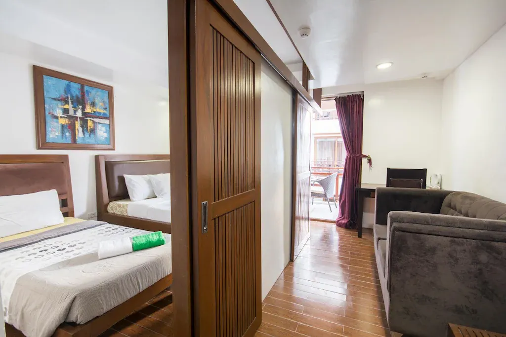Executive at Giulius Boracay Italian Resort, Balabag, Boracay