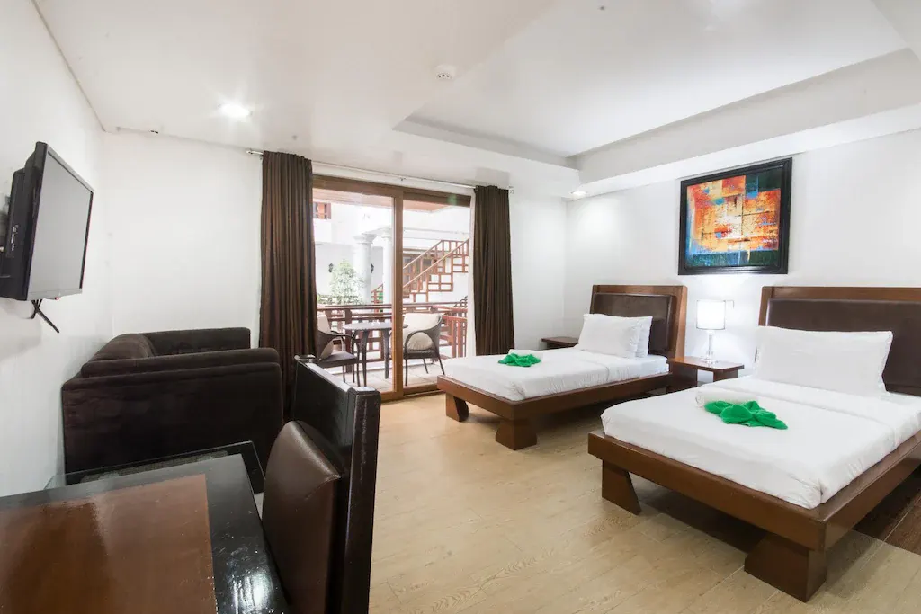 Premier Deluxe Twin at Giulius Boracay Italian Resort, Balabag, Boracay