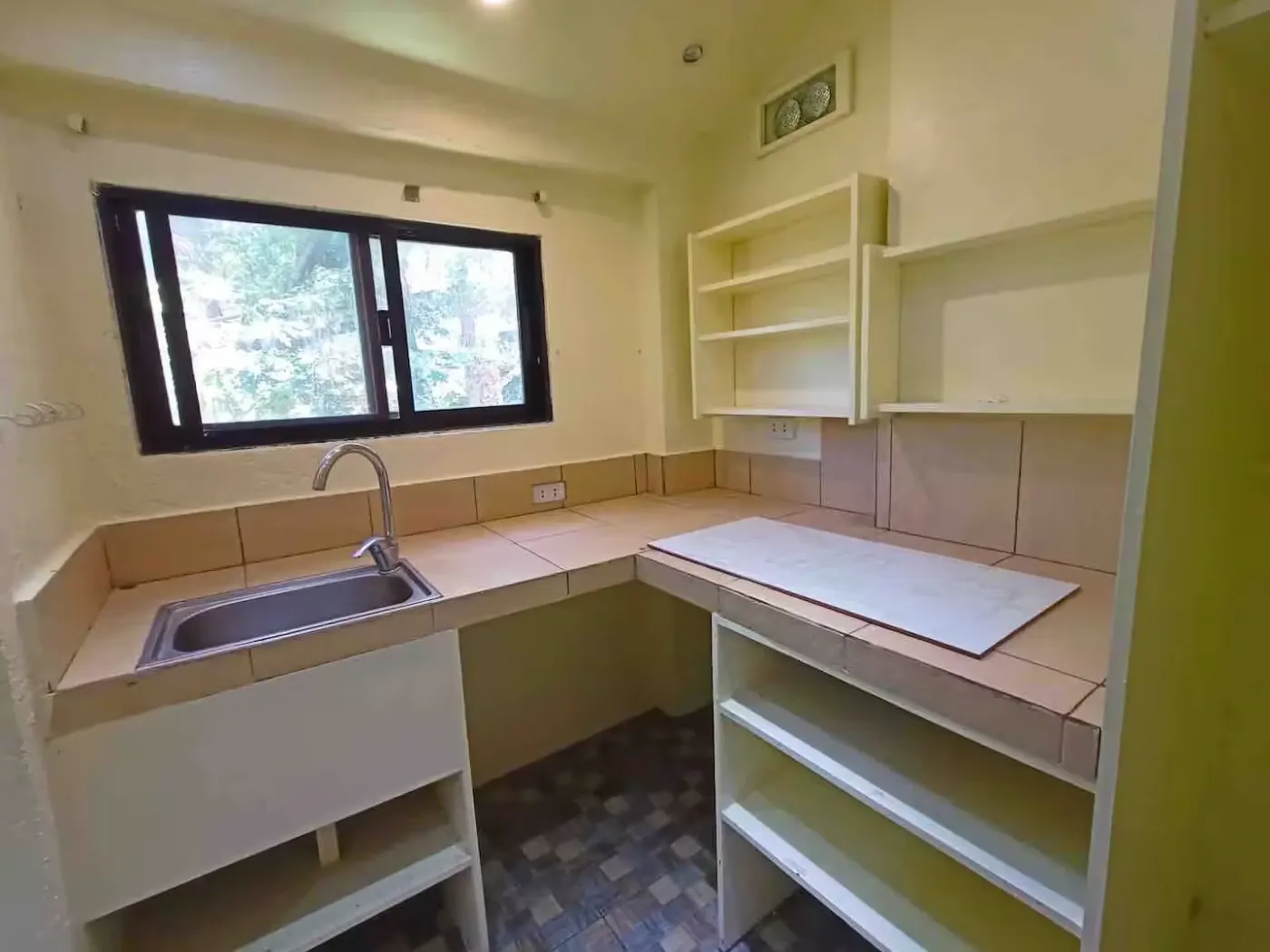 4 Bedroom at Summer Breeze, Balabag, Boracay