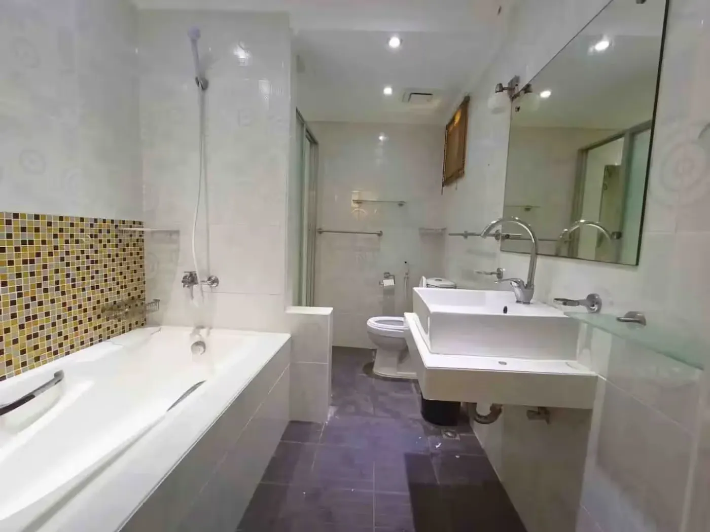 4 Bedroom at Summer Breeze, Balabag, Boracay