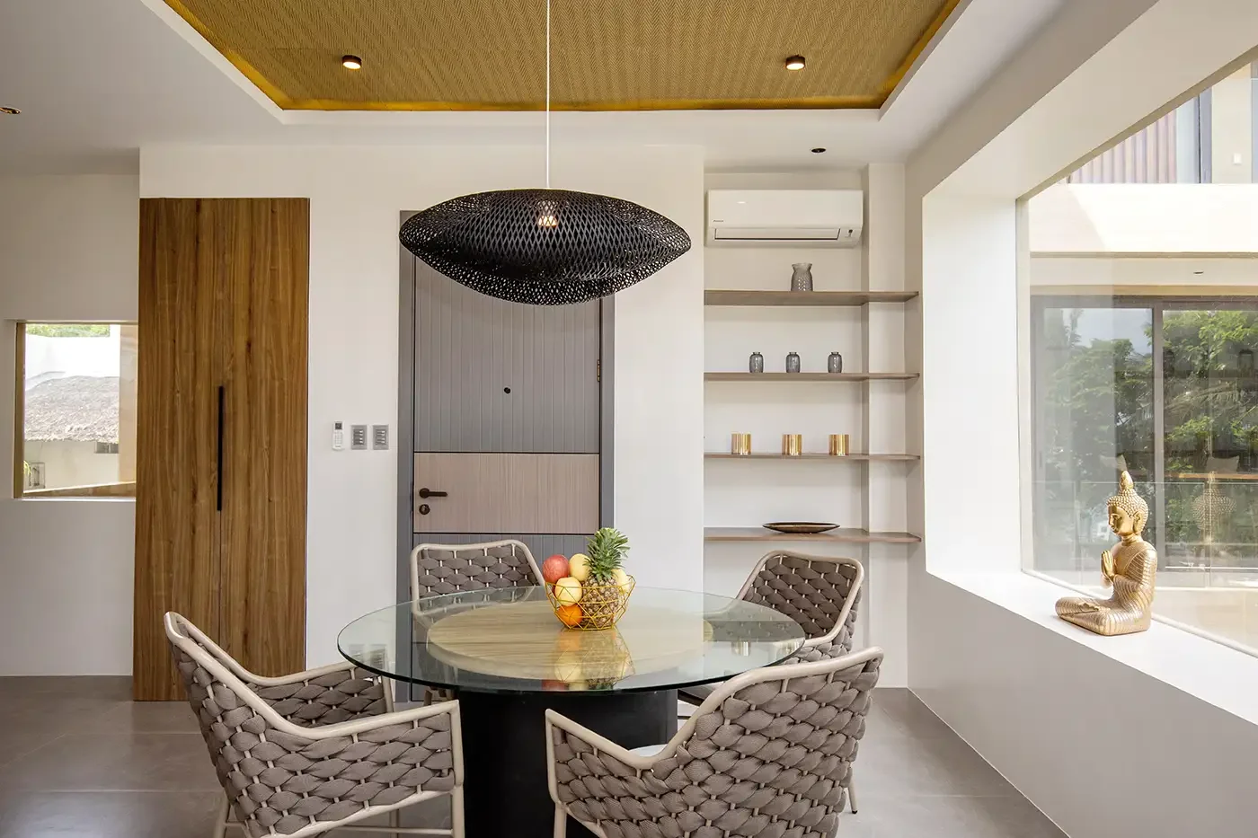 One Bedroom Suite 2C