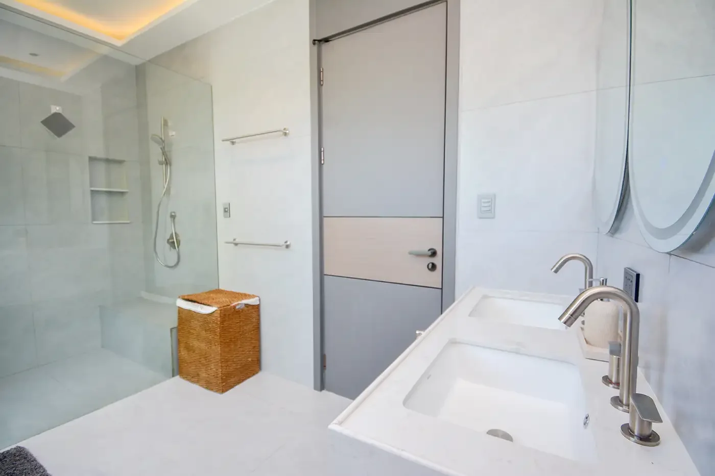 Three Bedroom Suite 3A
