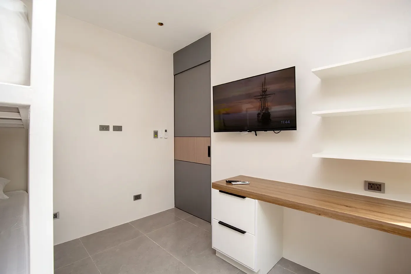 Two Bedroom Suite 1B
