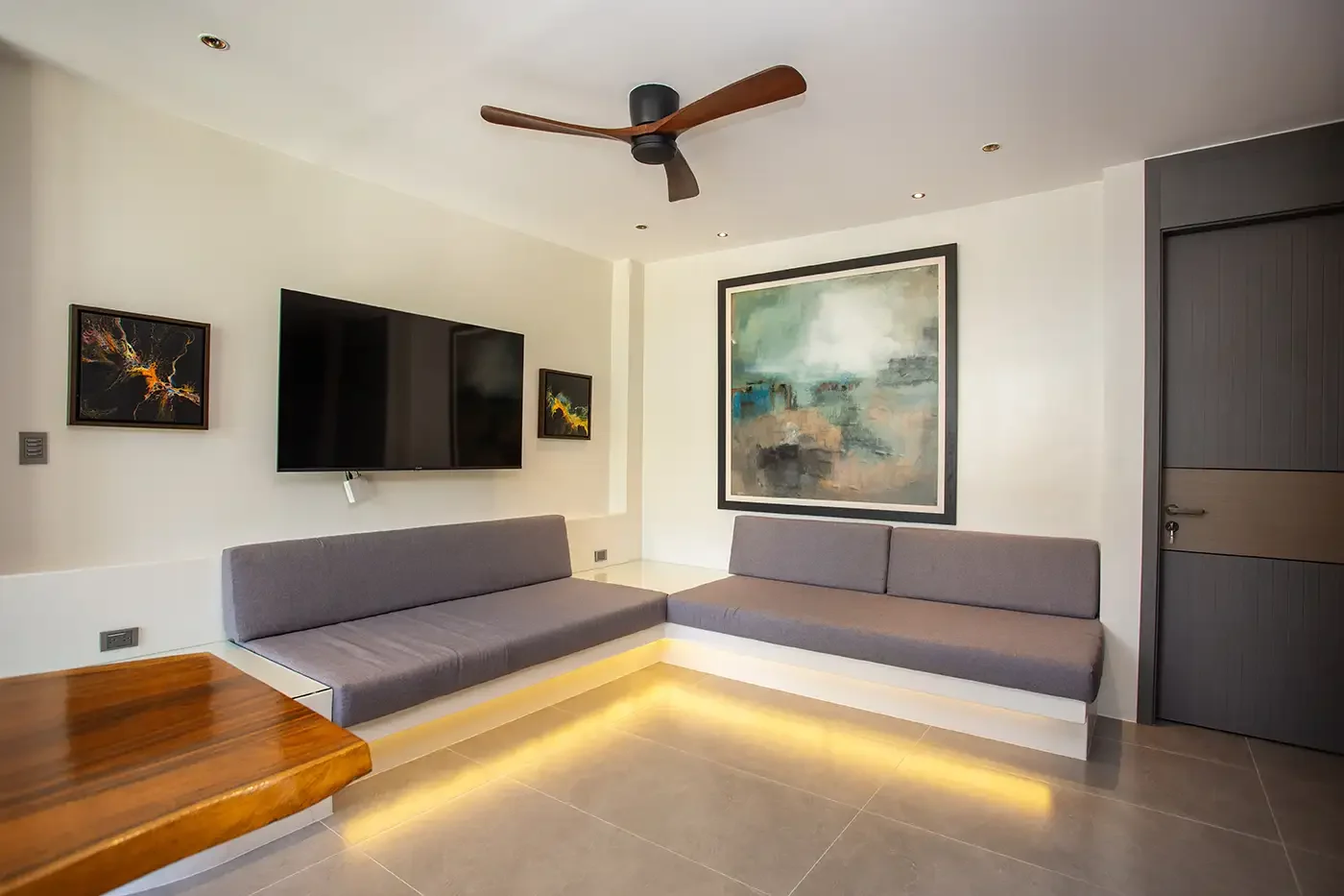 One Bedroom Suite 2B