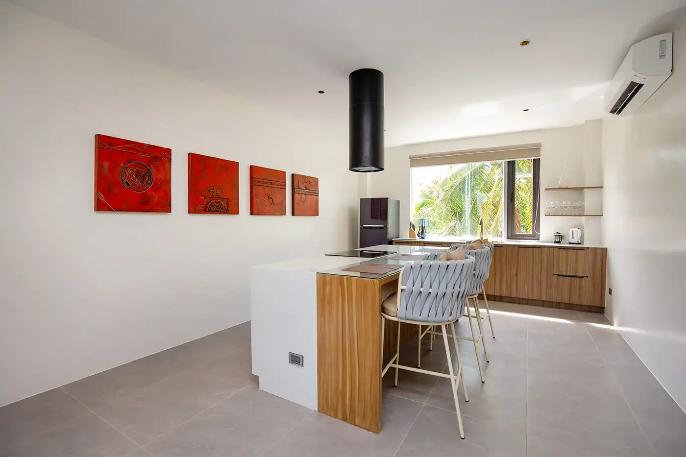 One Bedroom Suite 2C