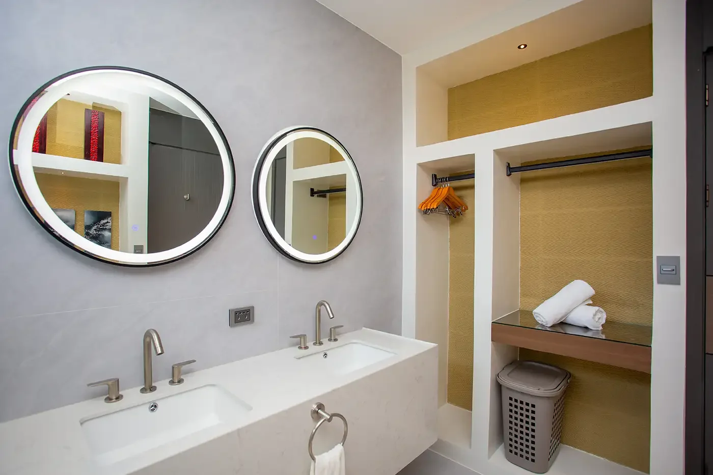 One Bedroom Suite 2B