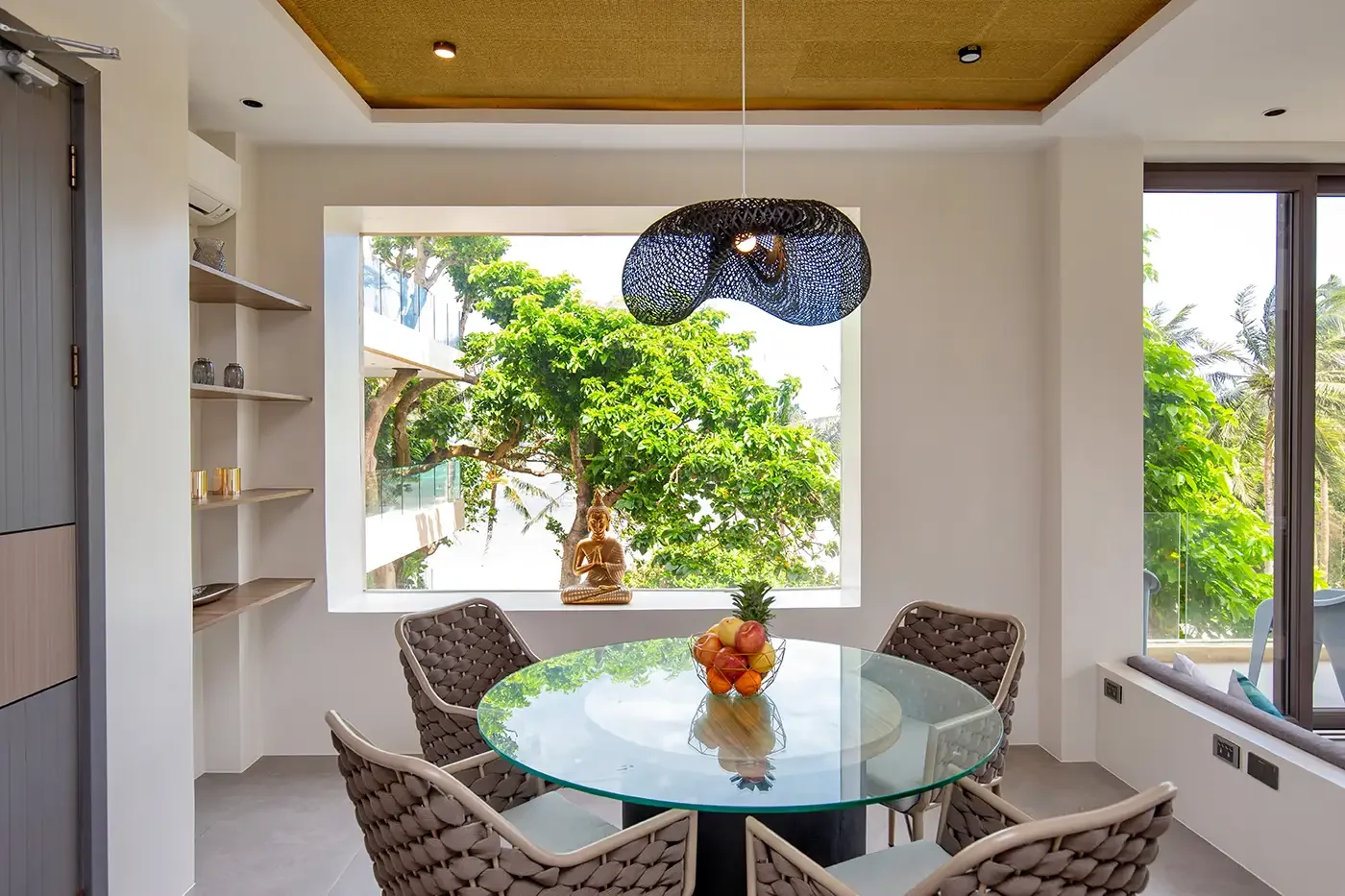 One Bedroom Suite 2C