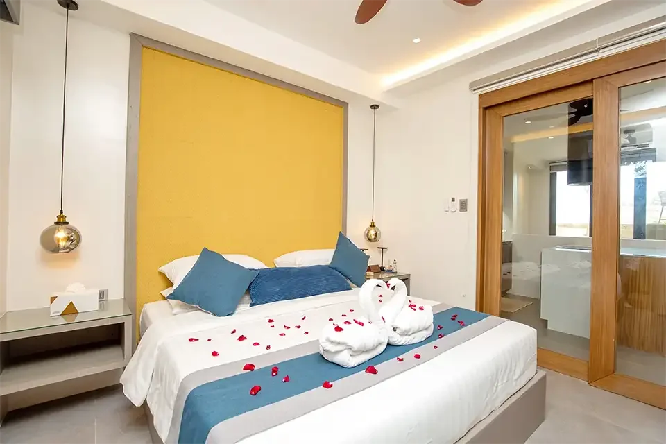 One Bedroom Suite 1C