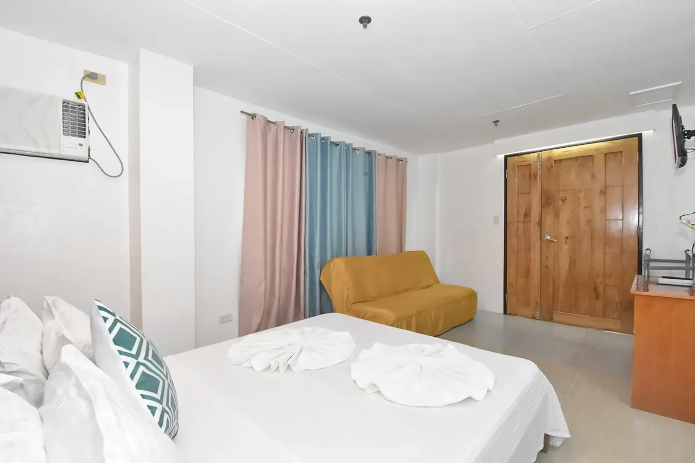 Garden Double Room at Blue Lotus Boracay, Boracay