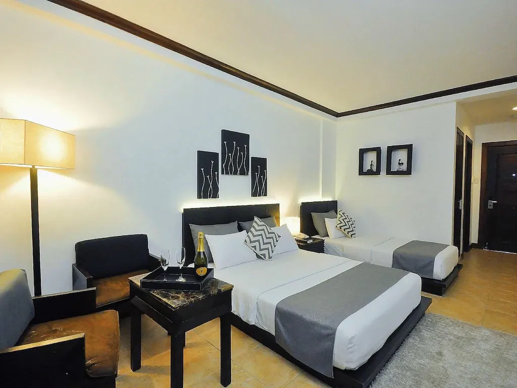 Deluxe at Boracay Ocean Club Resort & Spa, Manoc-Manoc, Boracay