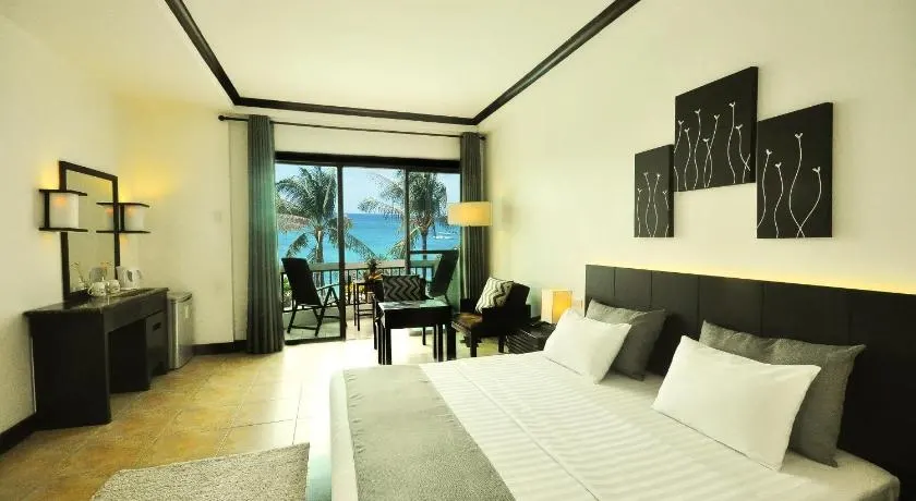 Deluxe at Boracay Ocean Club Resort & Spa, Manoc-Manoc, Boracay