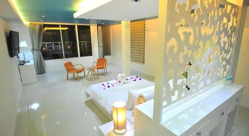 Diamond Suite at Boracay Ocean Club Resort & Spa, Manoc-Manoc, Boracay