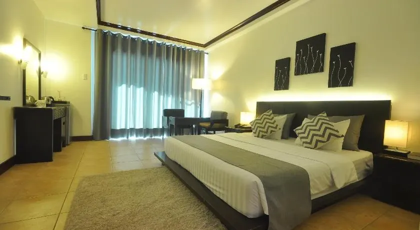 Pool Access at Boracay Ocean Club Resort & Spa, Manoc-Manoc, Boracay