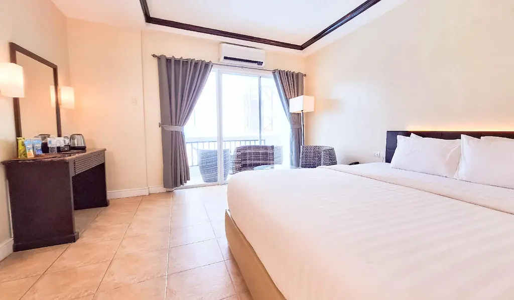 Deluxe at Boracay Ocean Club Resort & Spa, Manoc-Manoc, Boracay