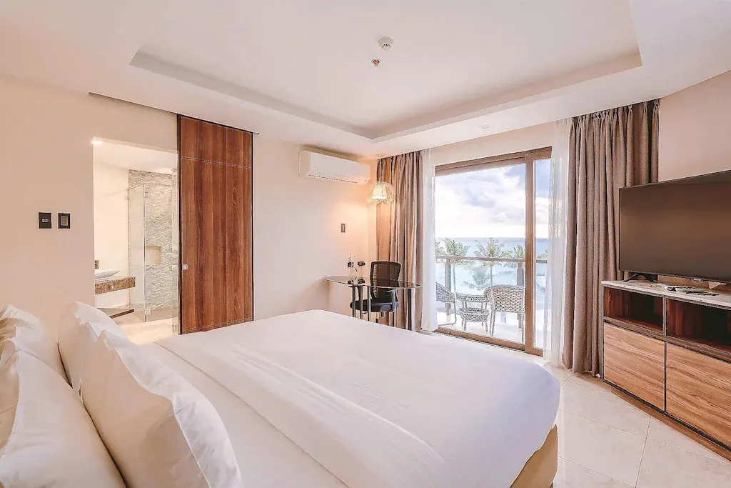 Presidential Suite at Boracay Ocean Club Resort & Spa, Manoc-Manoc, Boracay