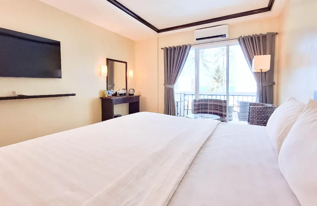 Grand Deluxe at Boracay Ocean Club Resort & Spa, Manoc-Manoc, Boracay