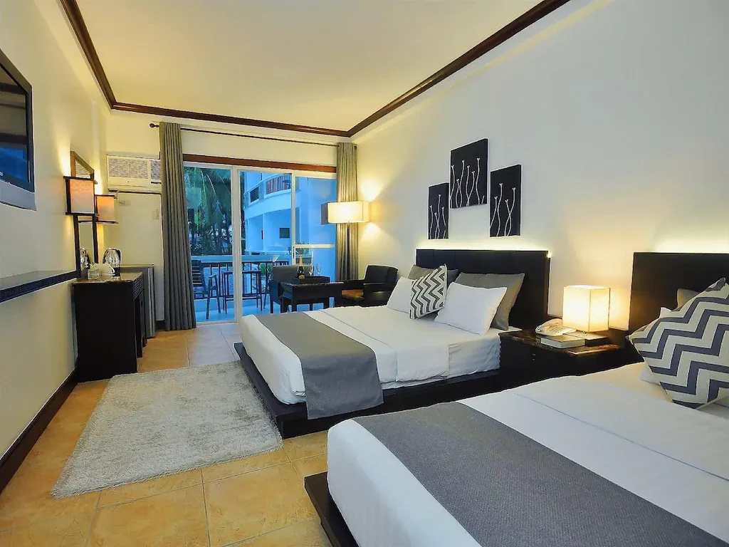 Deluxe at Boracay Ocean Club Resort & Spa, Manoc-Manoc, Boracay
