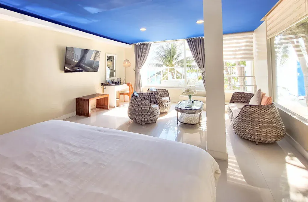 Diamond Suite at Boracay Ocean Club Resort & Spa, Manoc-Manoc, Boracay