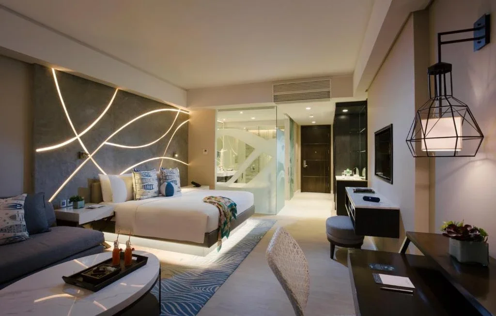 Garden Room with Pool