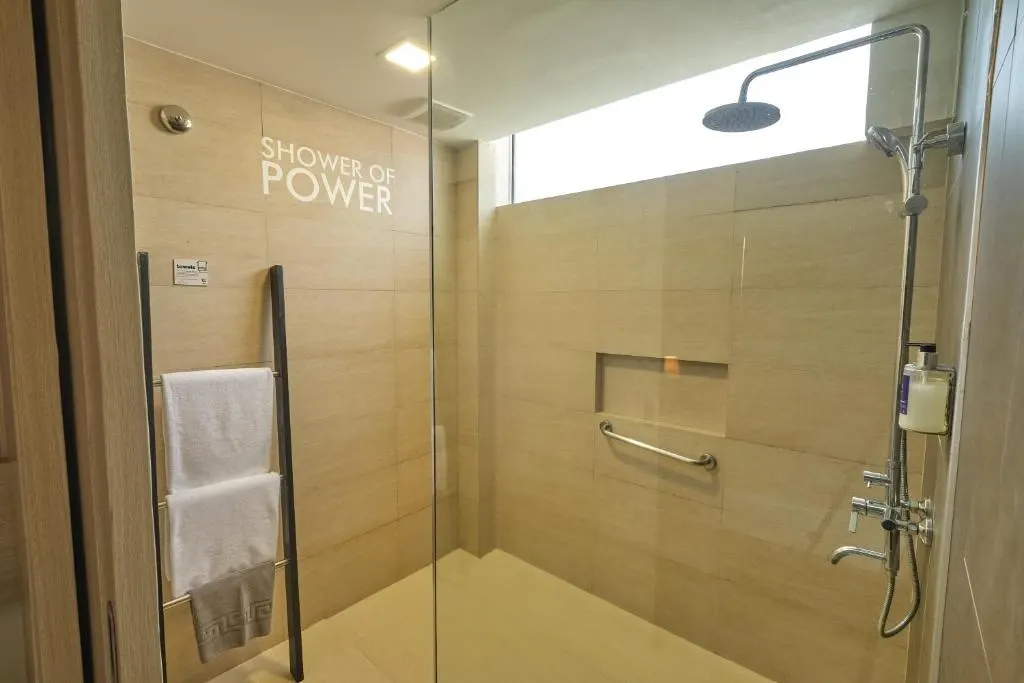 Premier Room with Two Queen Beds at The Tides Hotel Boracay, Boracay
