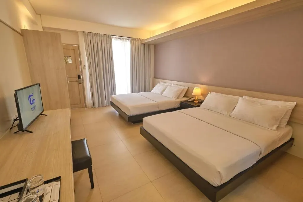Premier Room with Two Queen Beds at The Tides Hotel Boracay, Boracay