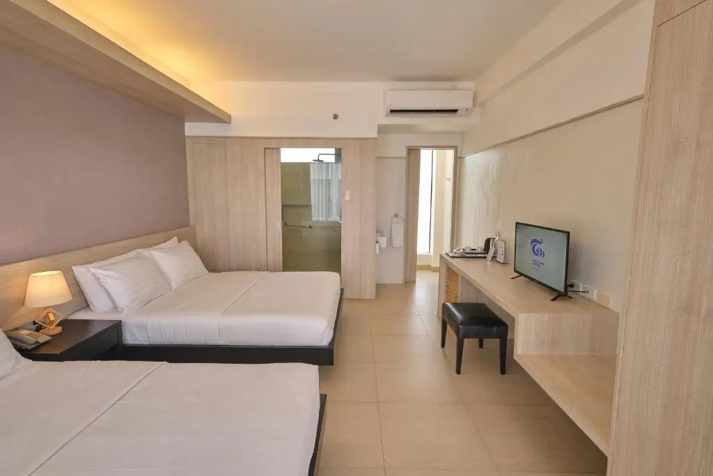 Premier Room with Two Queen Beds at The Tides Hotel Boracay, Boracay
