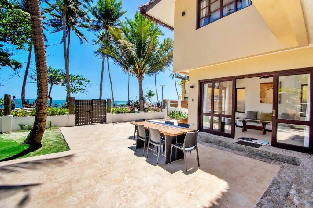 Hey Jude Bulabog Beachfront Residence, Balabag, Boracay — Photo 1
