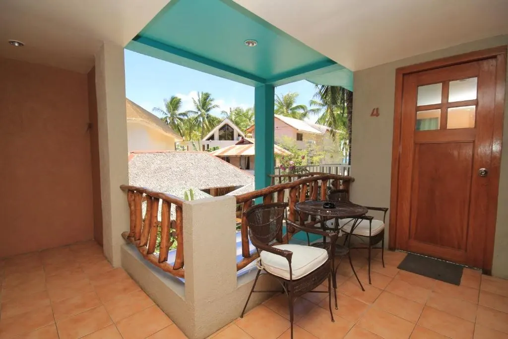 MR Holidays Hotel, Boracay — Photo 7